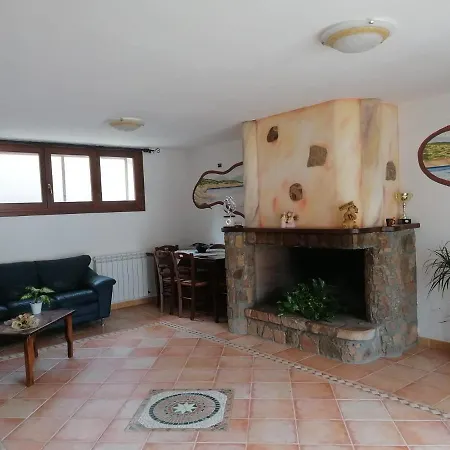 Holiday home Casa Vacanze Lilly Teulada